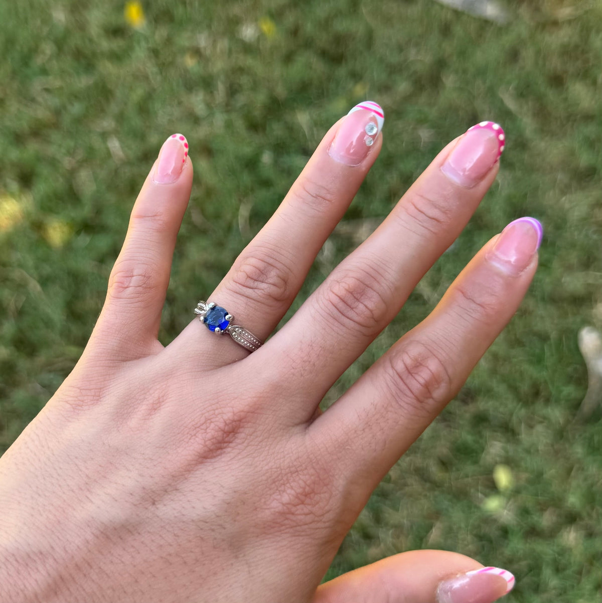 Anillo de zafiro